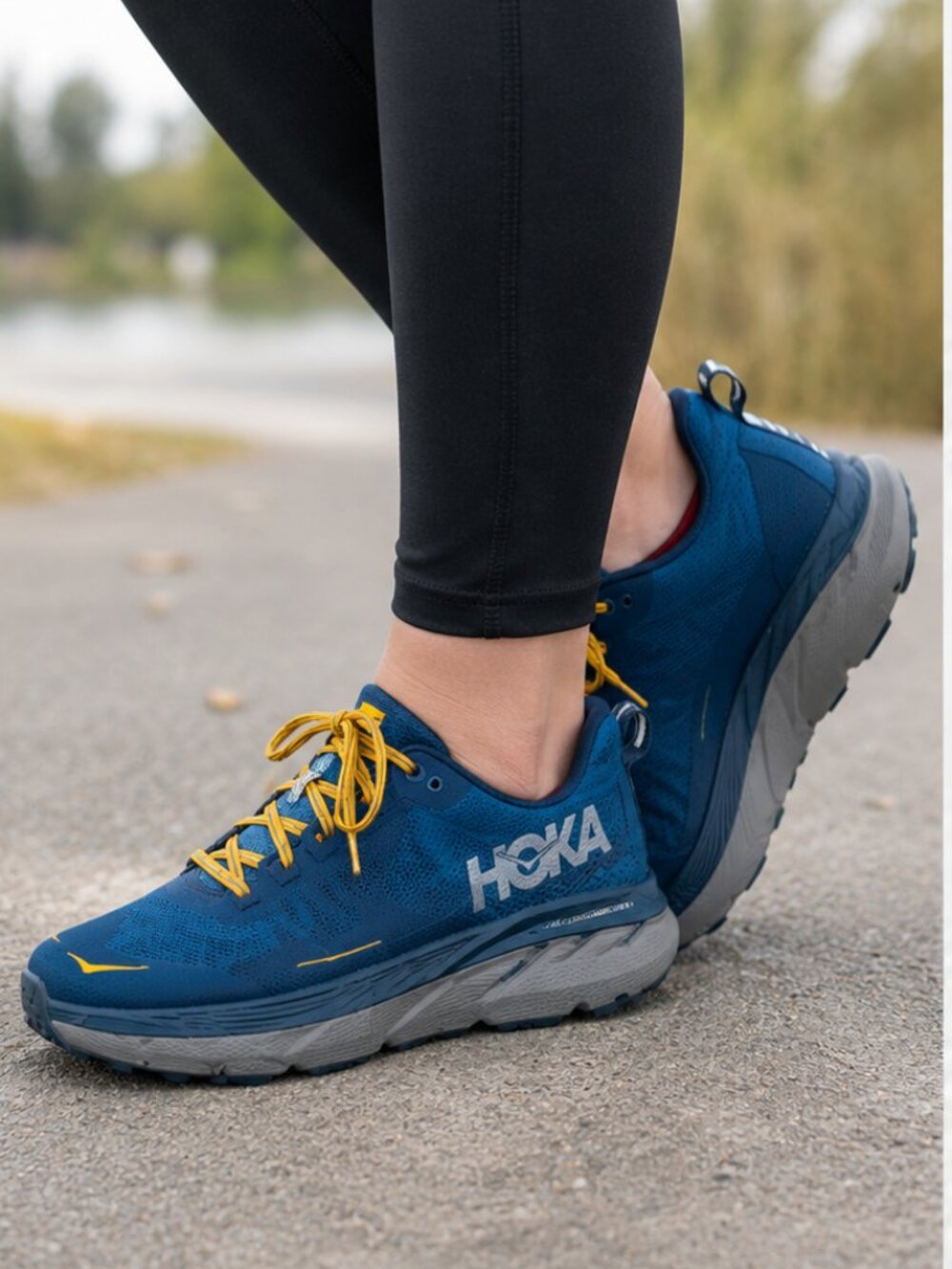 HOKA Challenger ATR 4 Trail Running Shoes Men's Size 8 Blue Yellow 1018294